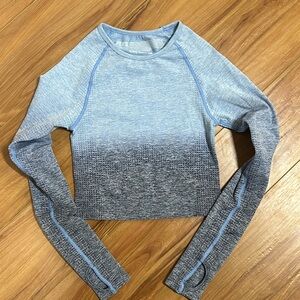 Victoria’s Secret Pink long sleeve shirt. Size XS, light blue and dark blue